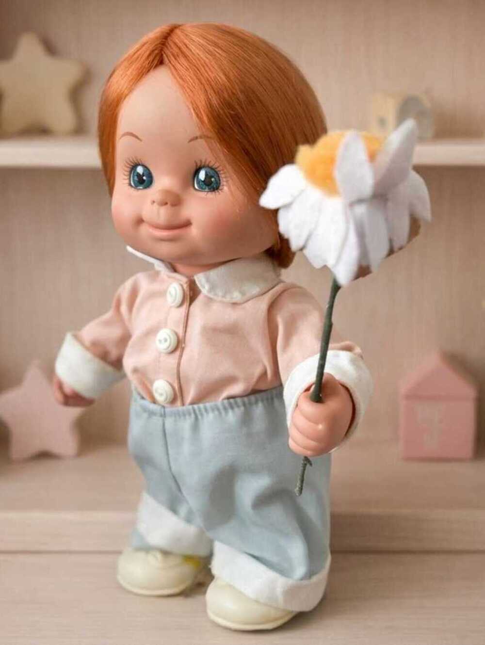 Brinn's 1991 Collectible Redhead Vinyl Cloth Doll with Daisy Accessory, Vintage